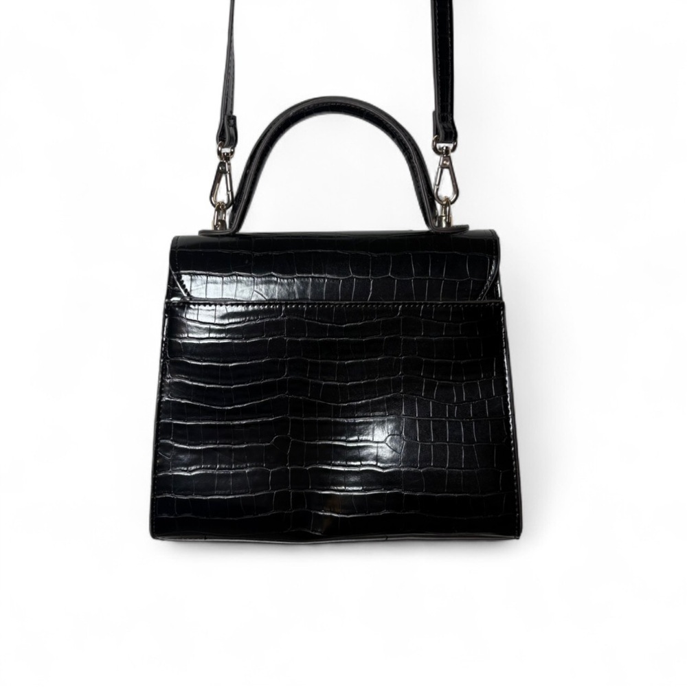 Liz Claiborne Black Croc Embossed Medium Purse w/ Gold Hardware - Picture 5 of 8